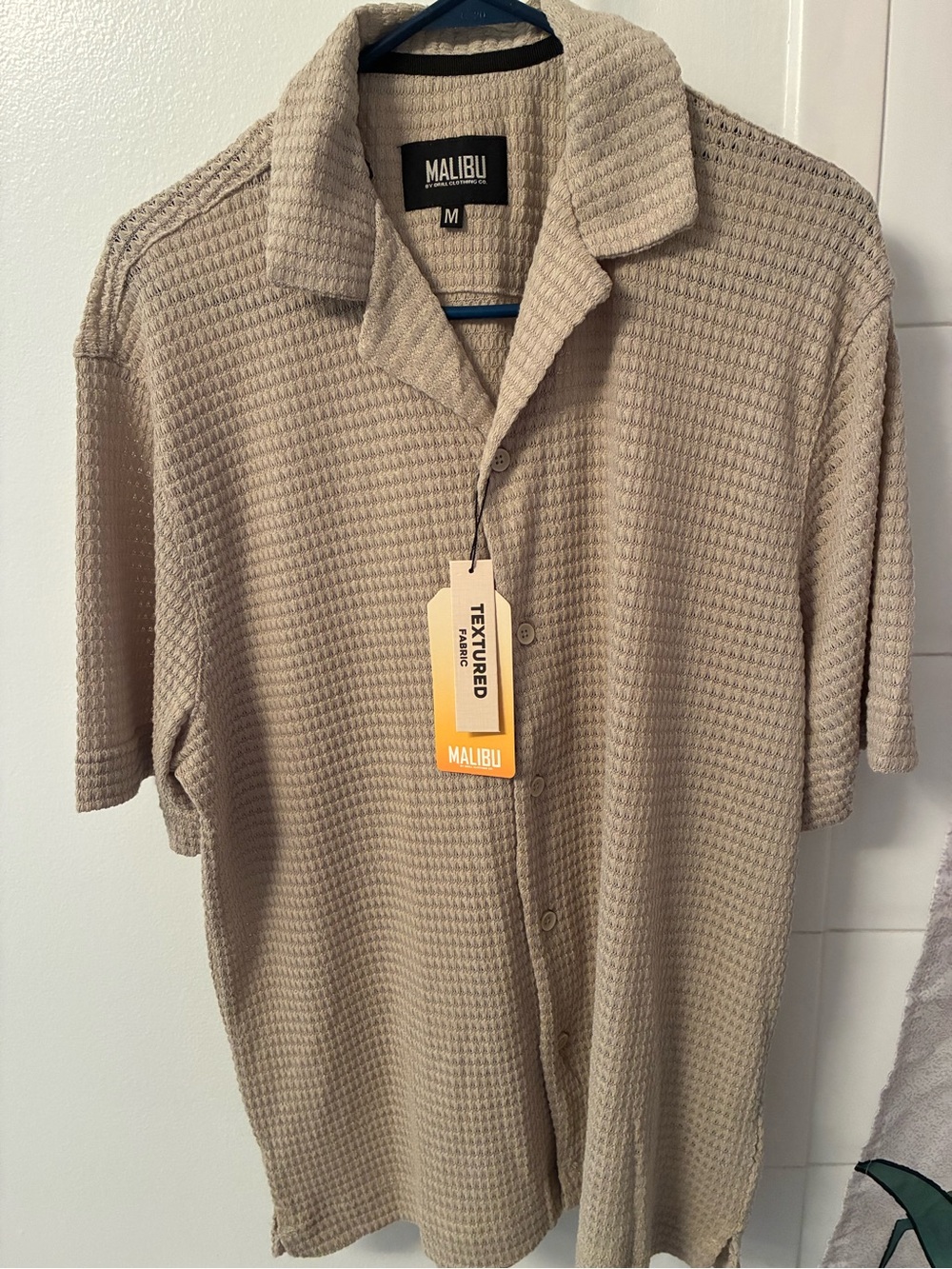 Malibu Men’s Textured Short-Sleeve Button-Down Shirt in Beige